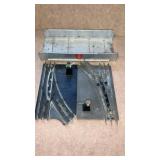 Marx left and right which track tracks and small