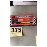 Matchbox superstars, transporter