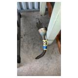 Metal oil can auto dispenser