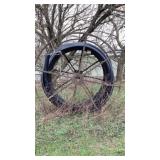 8 foot real with 4 inch casing