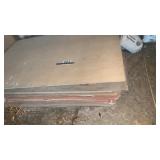 Miscellaneous piecesof quarter inch plywood