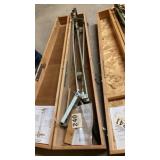 Standing seam roof crimper