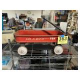 Vintage metal radio to metal wagon does need some