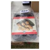 KitchenAid muffin pan