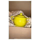 Stoneware soup or gravy serving dish