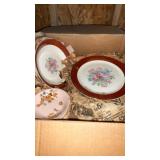 Dinnerware set eight plates for salads four small