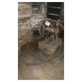 Wagon wheel rim roller