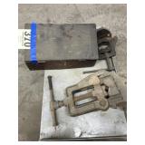 Pipe threaders