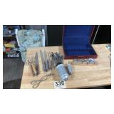 Kitchen items, lot, silverware, tongs, cake,