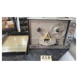 Vintage Ampex 1100 Reel to Reel recording stereo