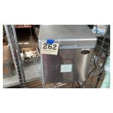 Table top icemaker that works