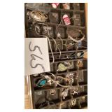 Assorted jewelry