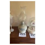 Pfaltzgraf rose pattern. Oil lamp.