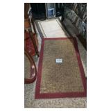 Two 4ï¿½ throw rugs