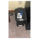 Small trashcan