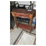 Side stand with mirror