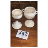 Pfaltzgraf Rose Pattern. Small pot with lids