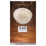 Pfaltzgraf Rose Pattern. Serving dish.