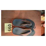 Brand new menï¿½s size 12 sandal