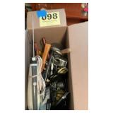 Electric knife and kitchen utensils