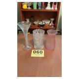 3 vases
