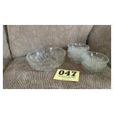 Glass bowl with 7 serving dishes