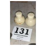 Salt and pepper shaker