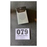 RadioShack transistor, AM/FM radio