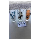 3 looney, tune, character glasses