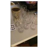 McGregor Vineyard vase and 6 wineglasses