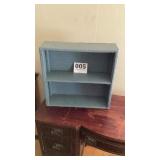 Wicker shelf unit