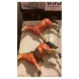 2 horses