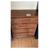 4 drawer chest of drawers