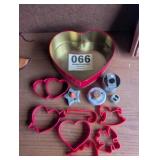 VINTAGE COOKIE CUTTERS