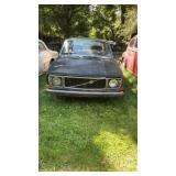 Vintage Barn Find Volvo 142S 2-door