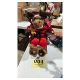 Grandma Moose in rocking chair, music tune
