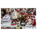 Table lot of Christmas decorations