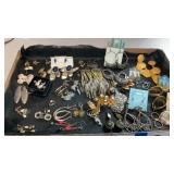 Misc Earrings Lot