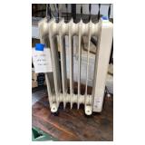 Oil filled heater. / 1500 watt - WORKS