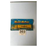 Die cast ERTL mighty movers Pennzoil truck