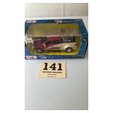 Die cast Maisto Ford F350 tow truck