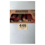 Die cast ERTL snapper lawn, tractor and trailer