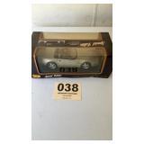Die cast Maisto 1996 Corvette