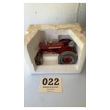 Die cast McCormick Farmall 450 tractor