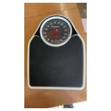 Nautilis Bathroom scales
