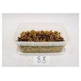 CONTAINER WITH AROUND 1200CNT DEPRIMED 223 BRASS