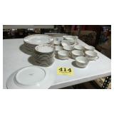 Set of oriental Syracuse, China O.P. Company. Not