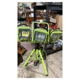 Tri-pod work light