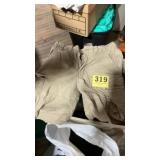 Menï¿½s 36 shorts, blanket, variety of material,