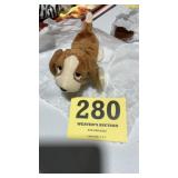 Tracker the beagle beannie baby